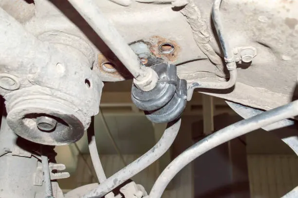 Symptome und Diagnose der Stabilisatorbuchse 2025 – Lassen Sie nicht zu, dass kleine Geräusche zu großen Problemen werden